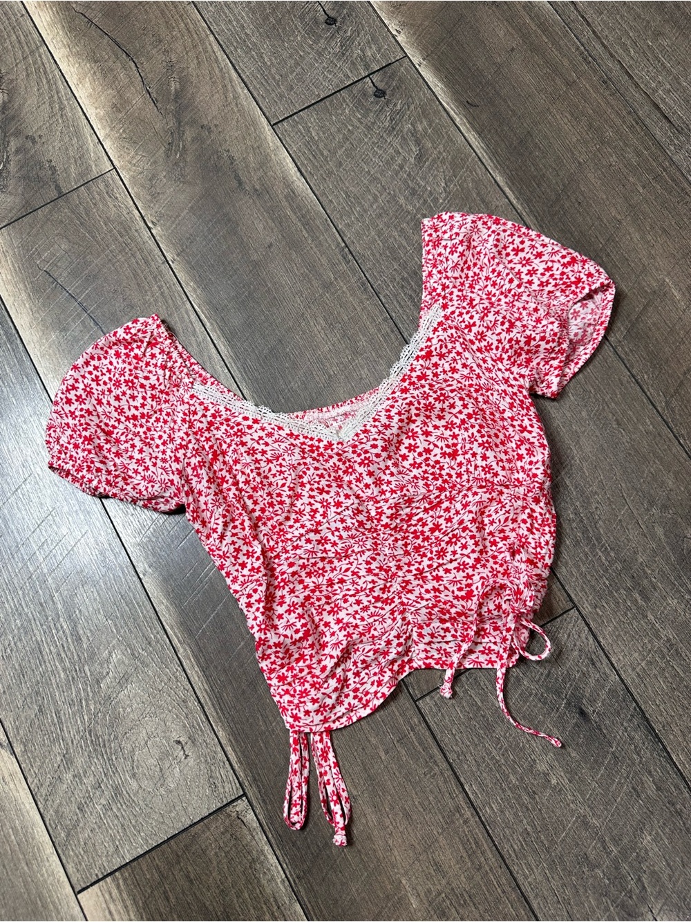 Hollister Floral Smocked Back Short Sleeve Top